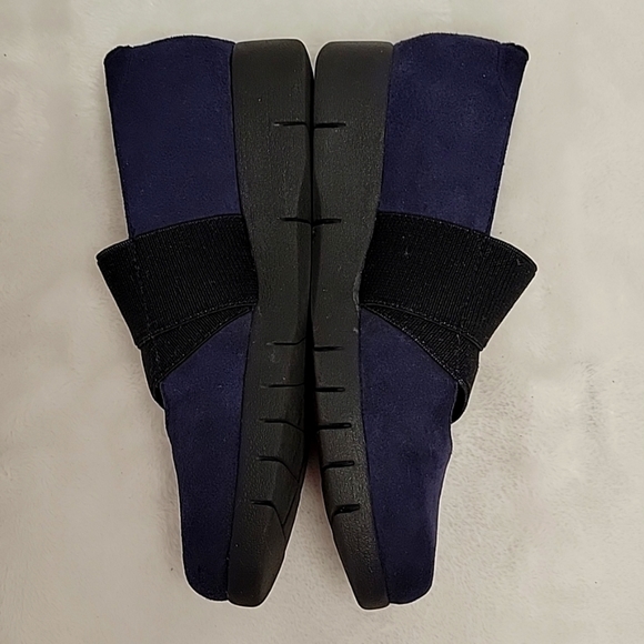 Clark's Daelyn Villa Navy Suede Shoes Size 5 - Picture 4 of 11
